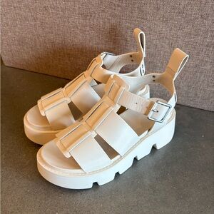 EOS “Kailan” Leather Platform Sandal, size US Women’s 6